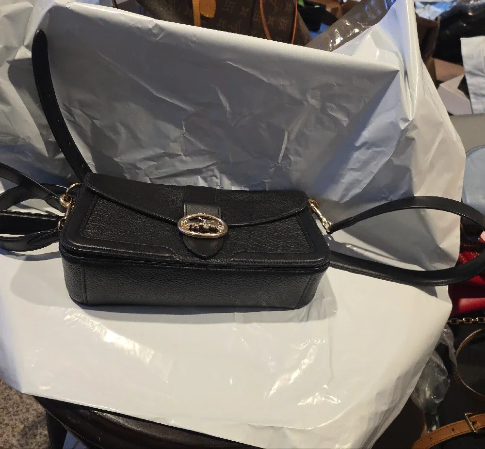 Coach compact shoulder